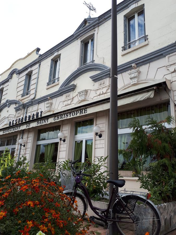 Le Saint Christophe Hotel Cosne-Cours-Sur-Loire Exterior photo